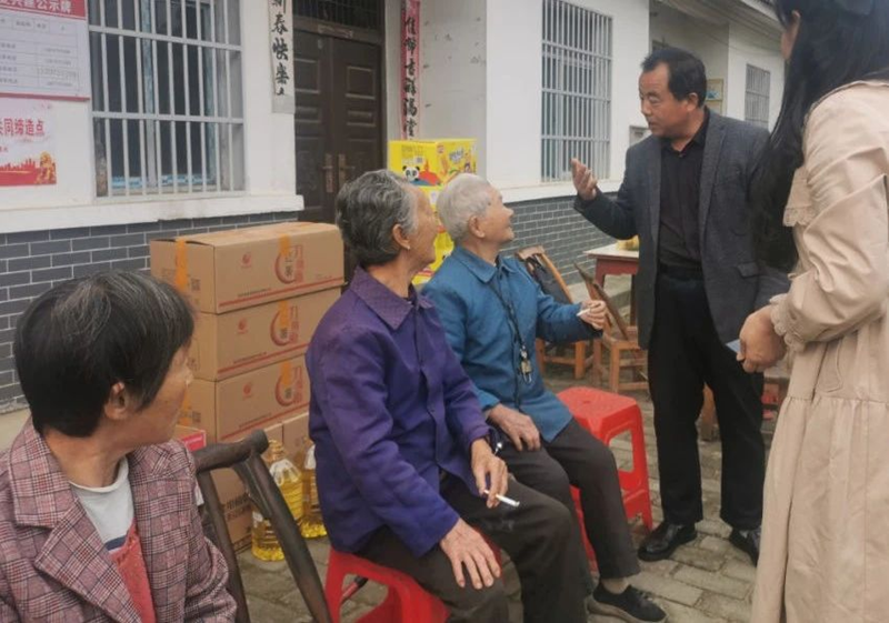 捐赠物资暖民心.png